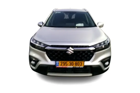 סוזוקי S-CROSS GLX